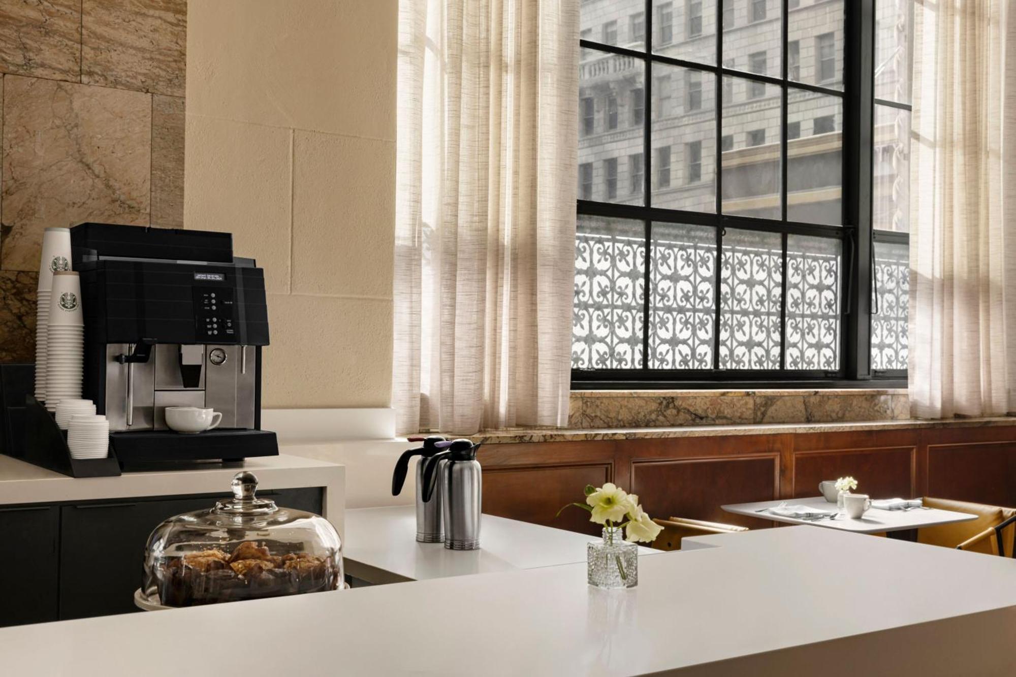 Hotel Courtyard By Marriott Downtown 4*